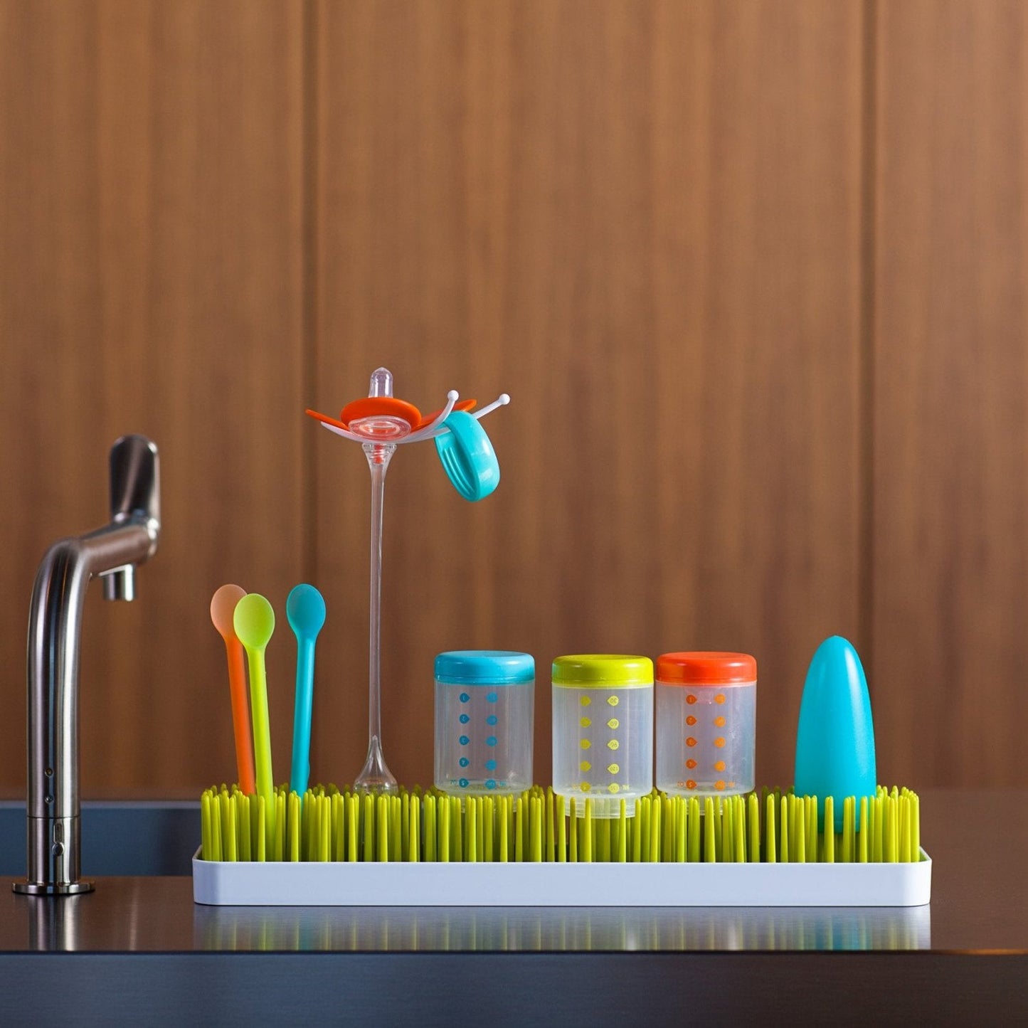 Boon Long Patch Grass Green l Bulk Buy at Baby Products Wholesaler